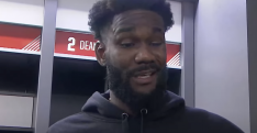 Deandre Ayton se fout de la gueule du monde