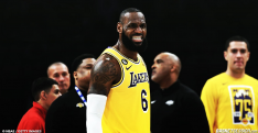 LeBron James voit toujours aussi grand pour Victor Wembanyama