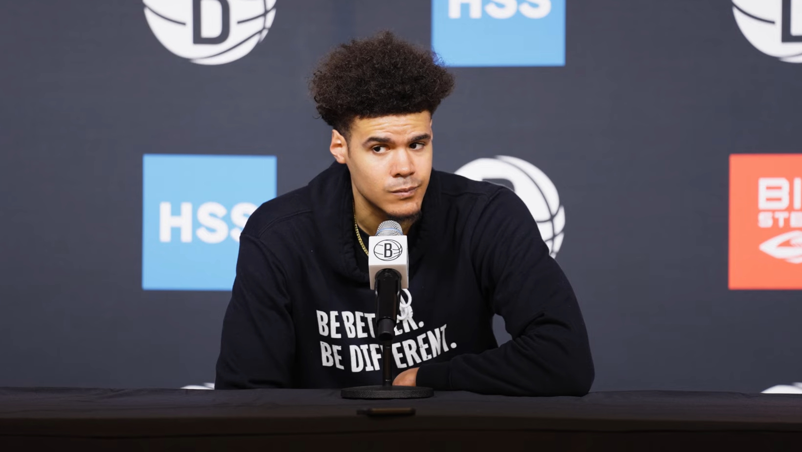 Cameron Johnson coincé par des demandes trop importantes ?